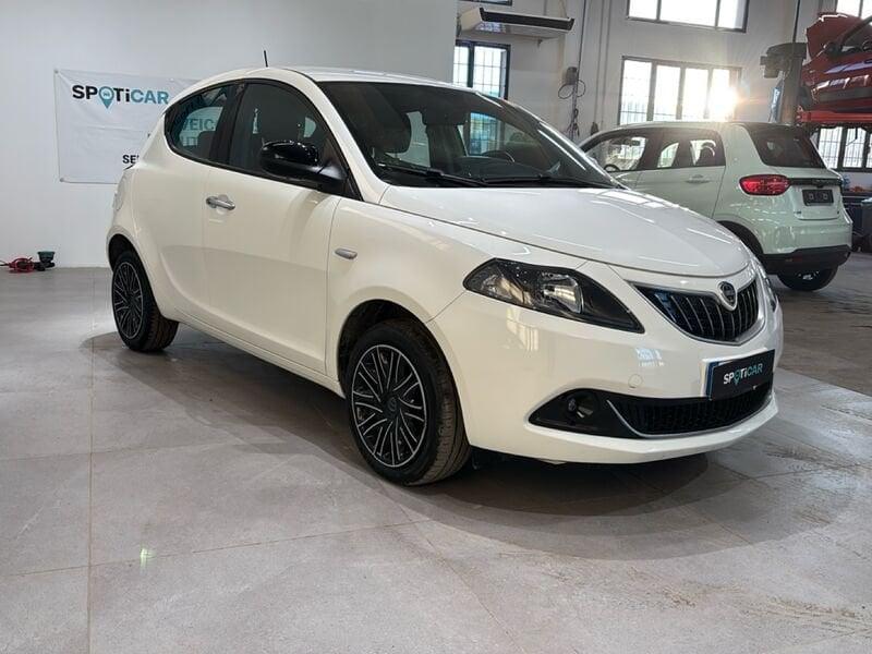 Lancia Ypsilon Ypsilon 1.0 FireFly 5 porte Hybrid Ecochic Gold
