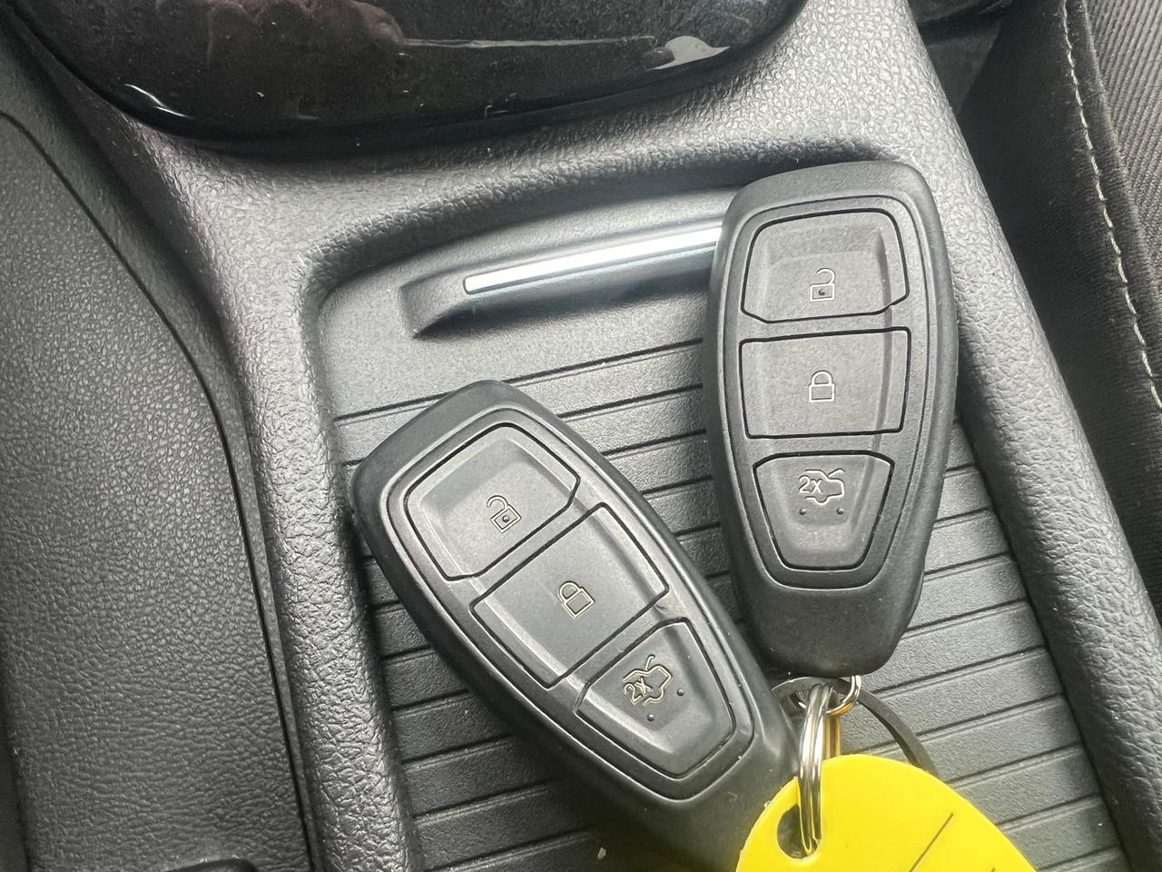 Ford Focus 1.0 EcoBoost 125 CV Start&Stop SW Titanium Business