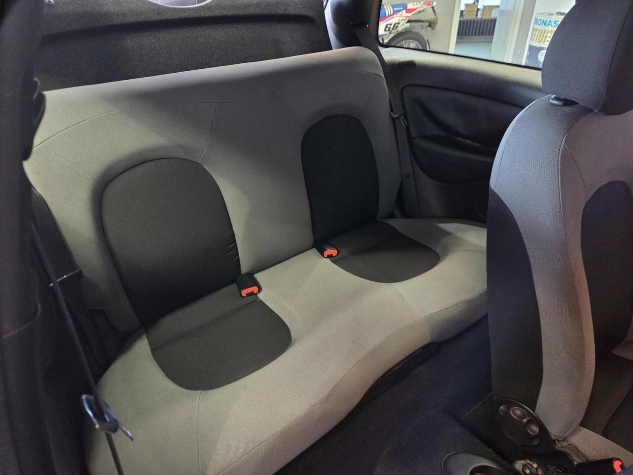 Lancia Ypsilon 3 Porte Ypsilon 1.2 8v New Oro (oro)