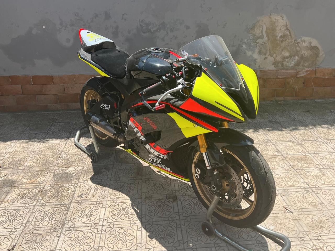 Yamaha YZF R6