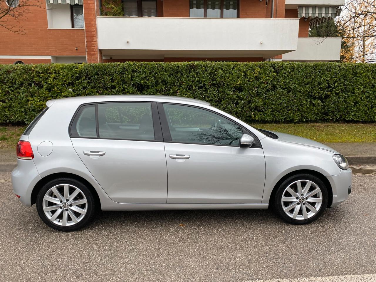 Volkswagen Golf 1.6 TDI 5p. Highline BlueMotion Technology