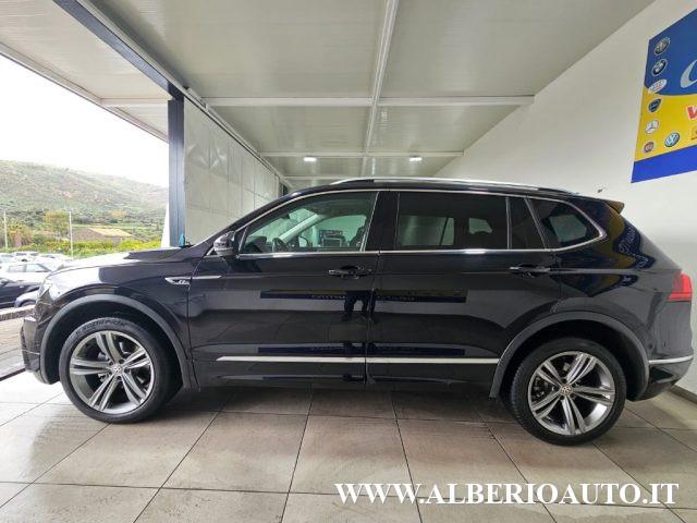 VOLKSWAGEN Tiguan 2.0 TDI 150 CV ALLSPACE DSG R-Line 7 posti