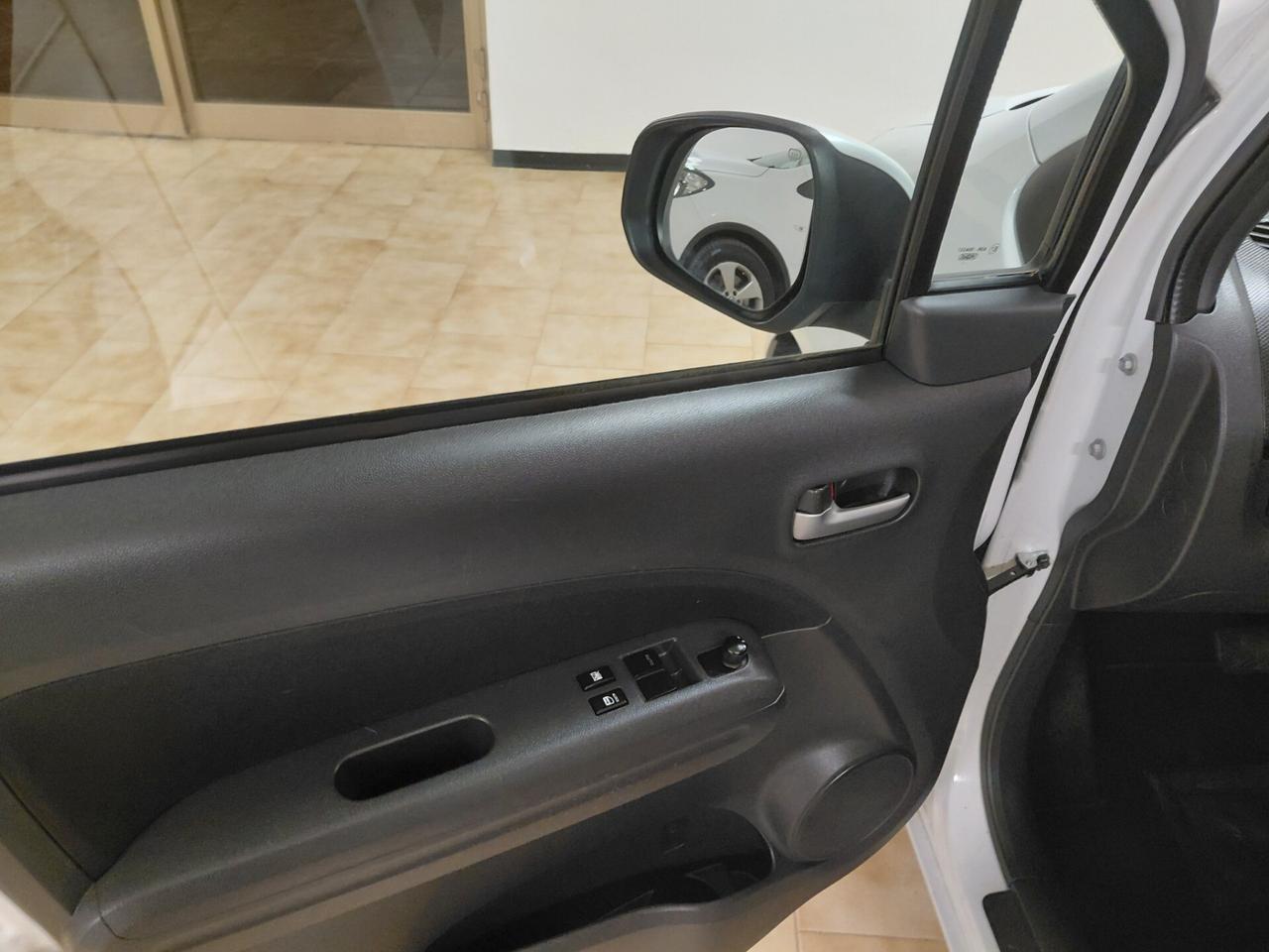 SUZUKI SPLASH ANNO 2011 BZ 1.2 AUTOMATICA ADATTA NEOPATENTATI KM 29 MILA