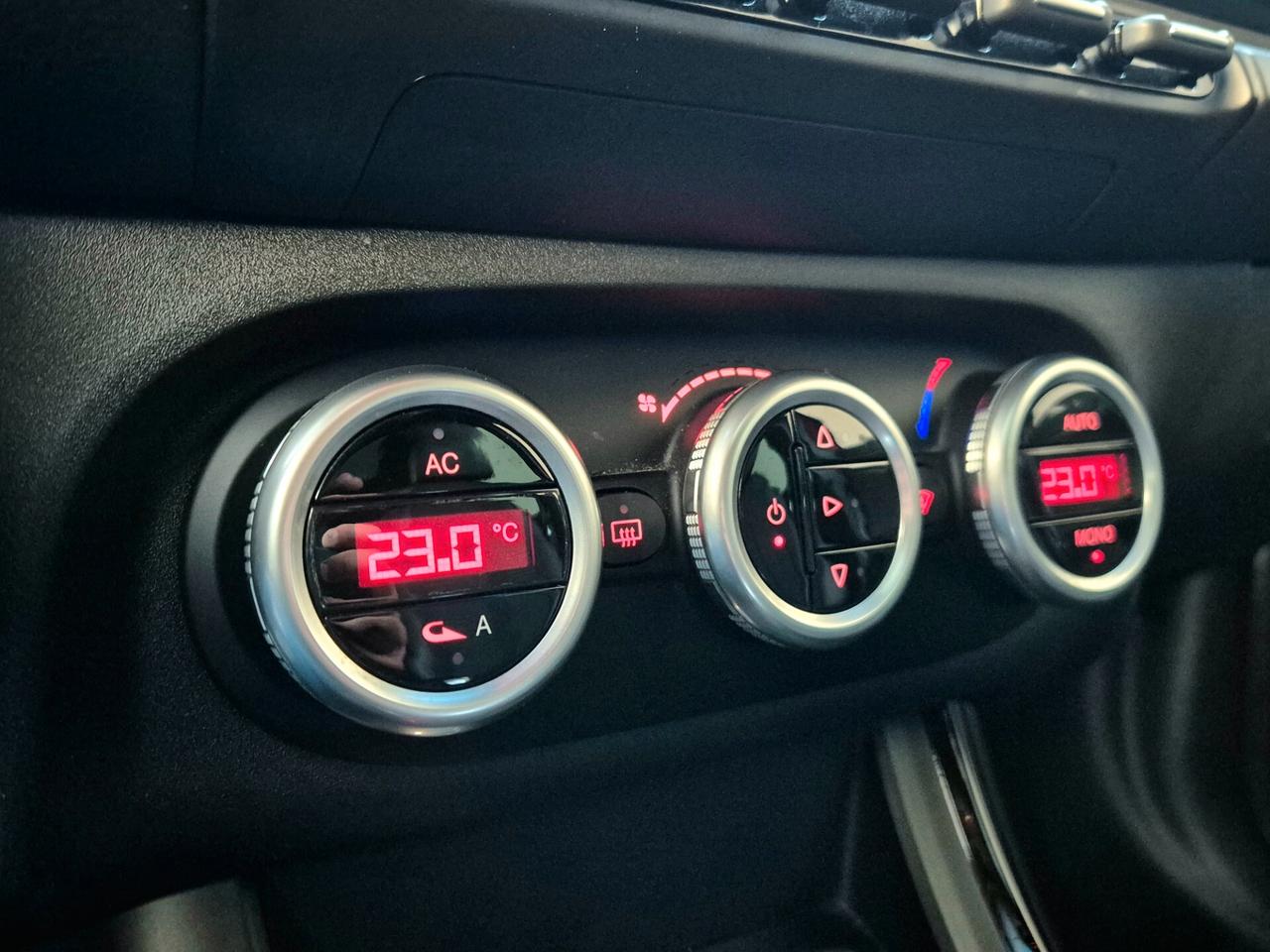 Alfa Romeo Giulietta 1.4 Turbo MultiAir TCT Exclusive