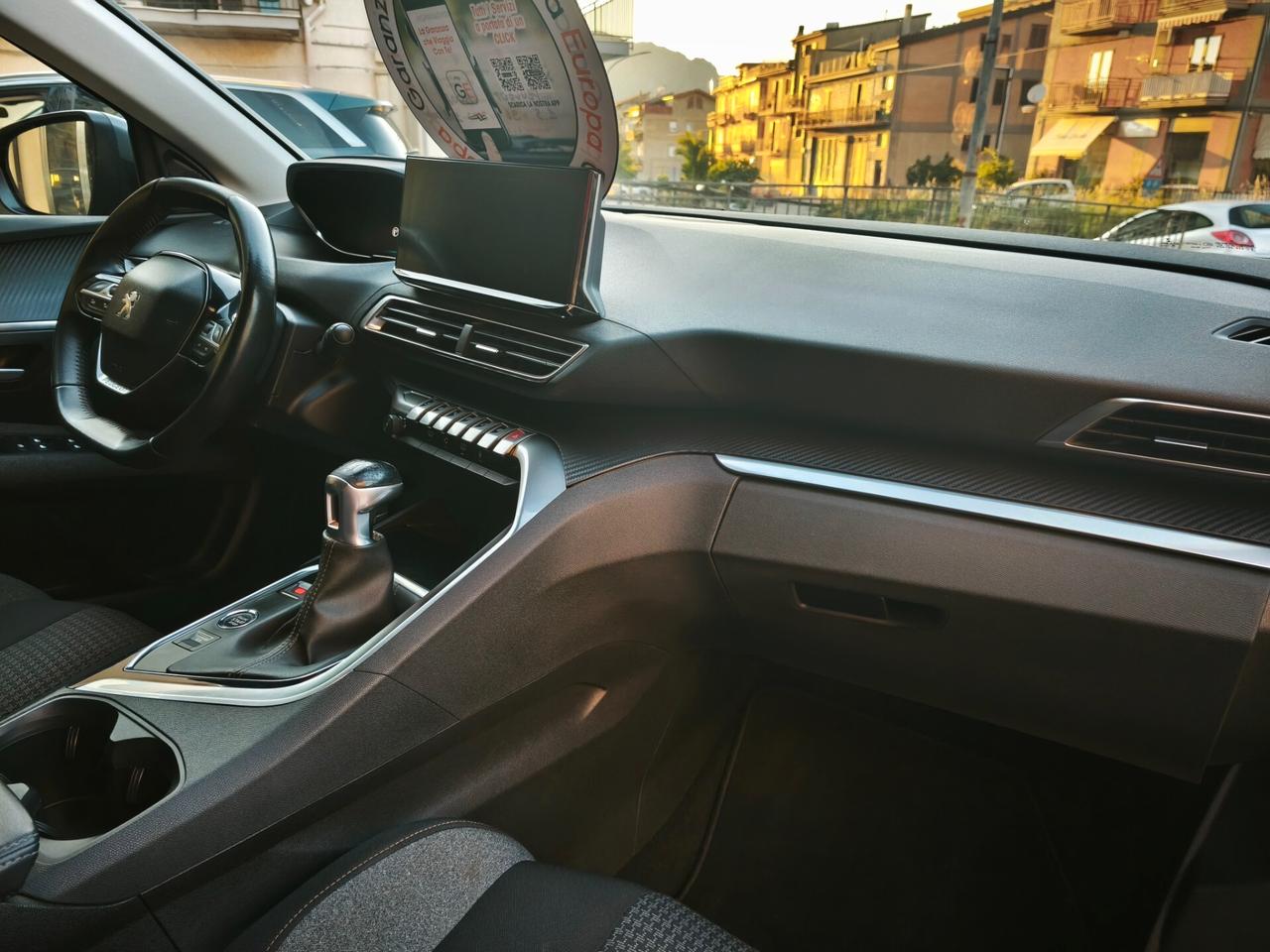 Peugeot 3008 HDi 130 CV Allure Navi Virtual Camera
