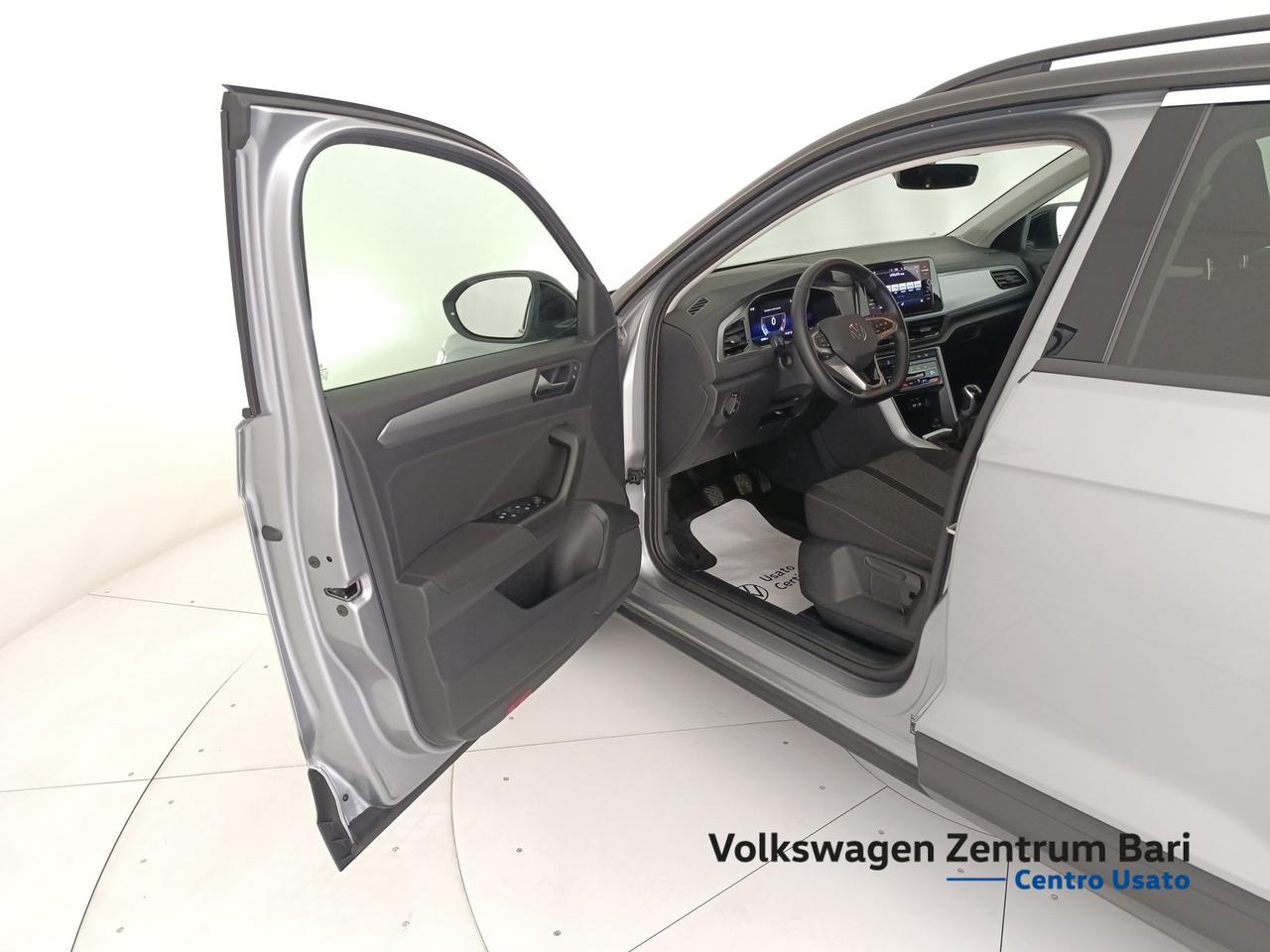 Volkswagen T-Roc 1.0 tsi sport