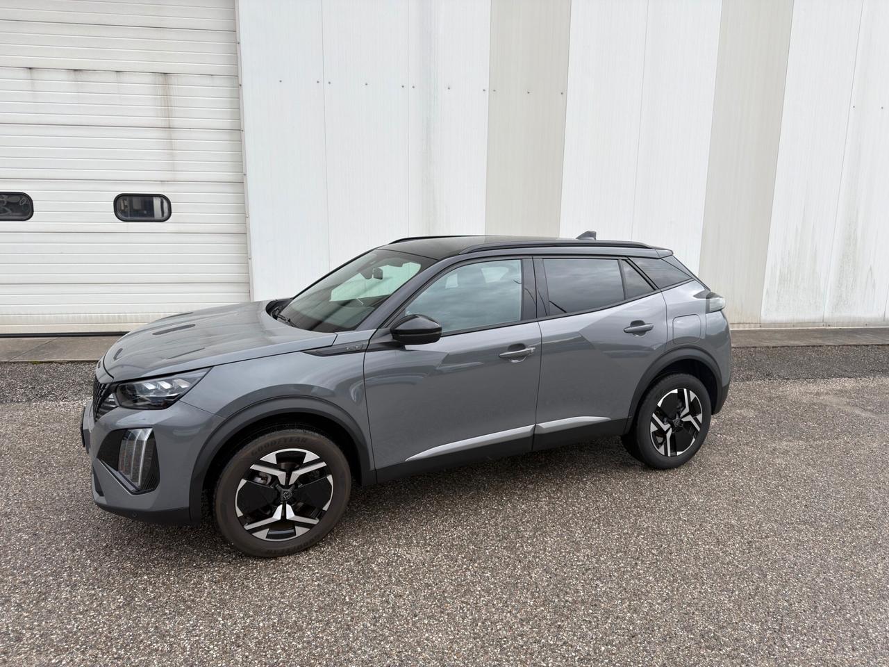Peugeot 2008 PureTech 130 S&S EAT8 GT