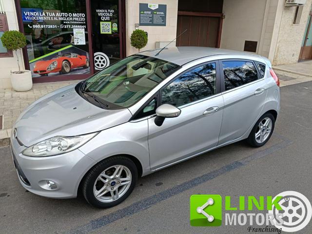 FORD Fiesta 1.4 aut. 5 porte Titanium