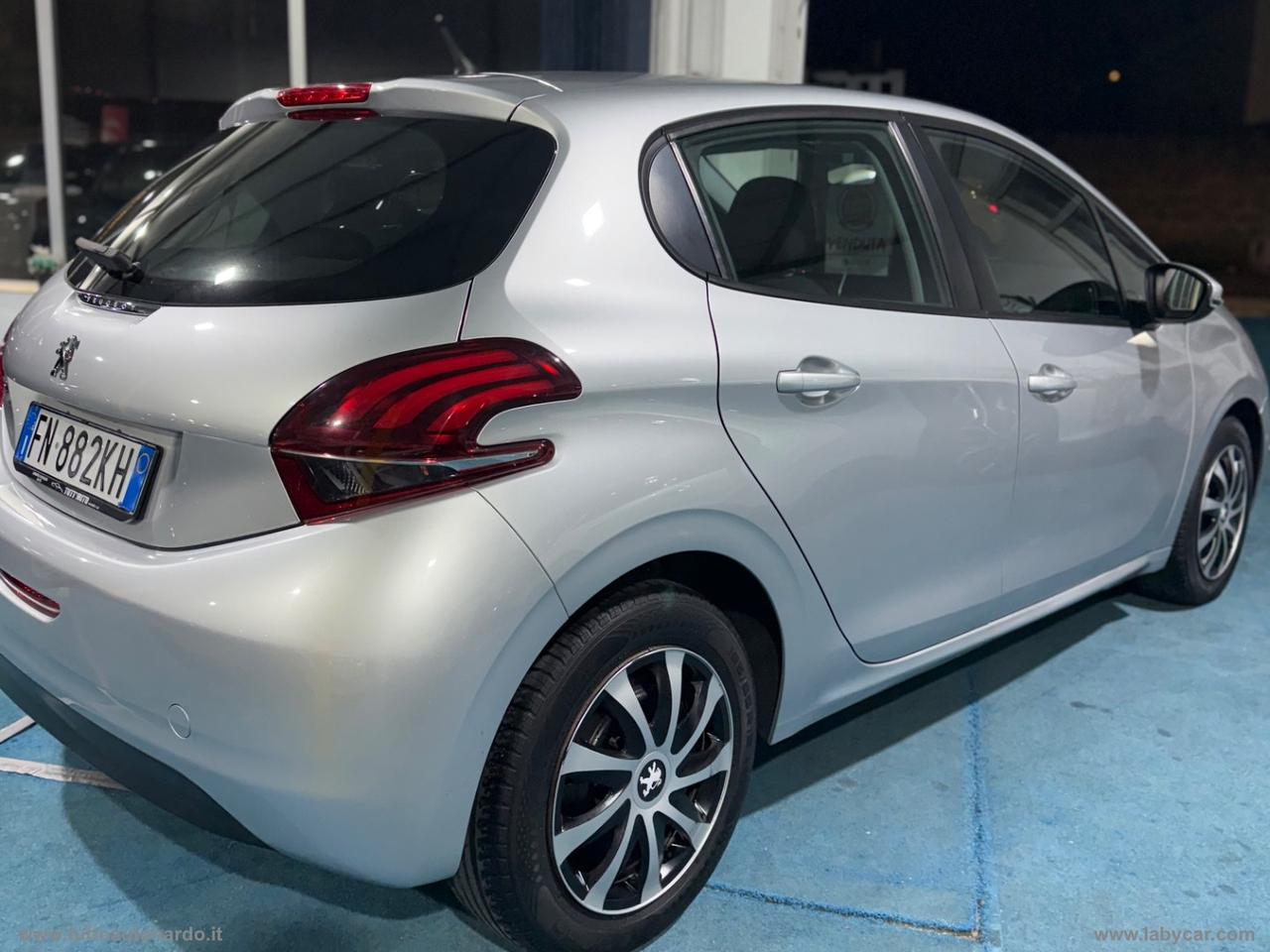 PEUGEOT 208 BlueHDi 75 5p. Allure