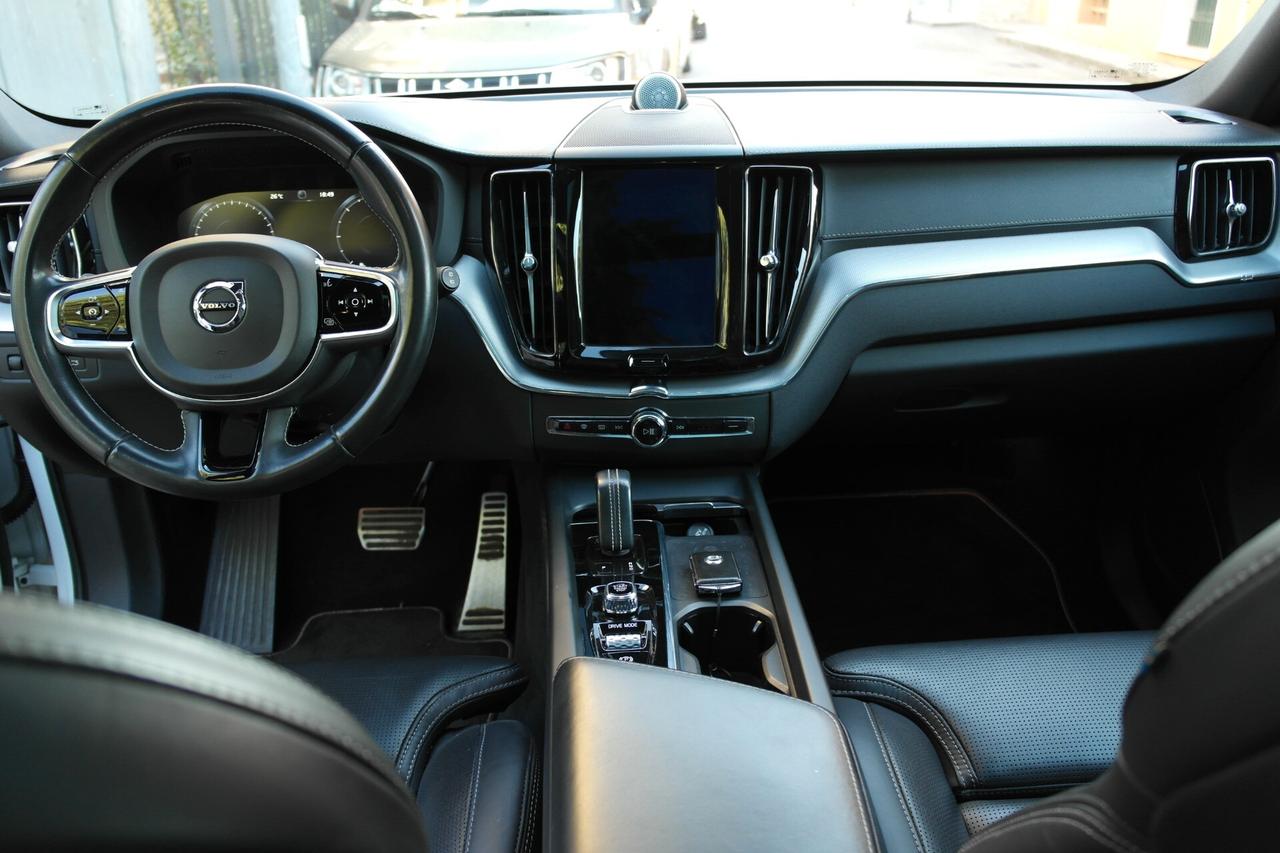 Volvo XC 60 B5 AWD Geartronic R-design