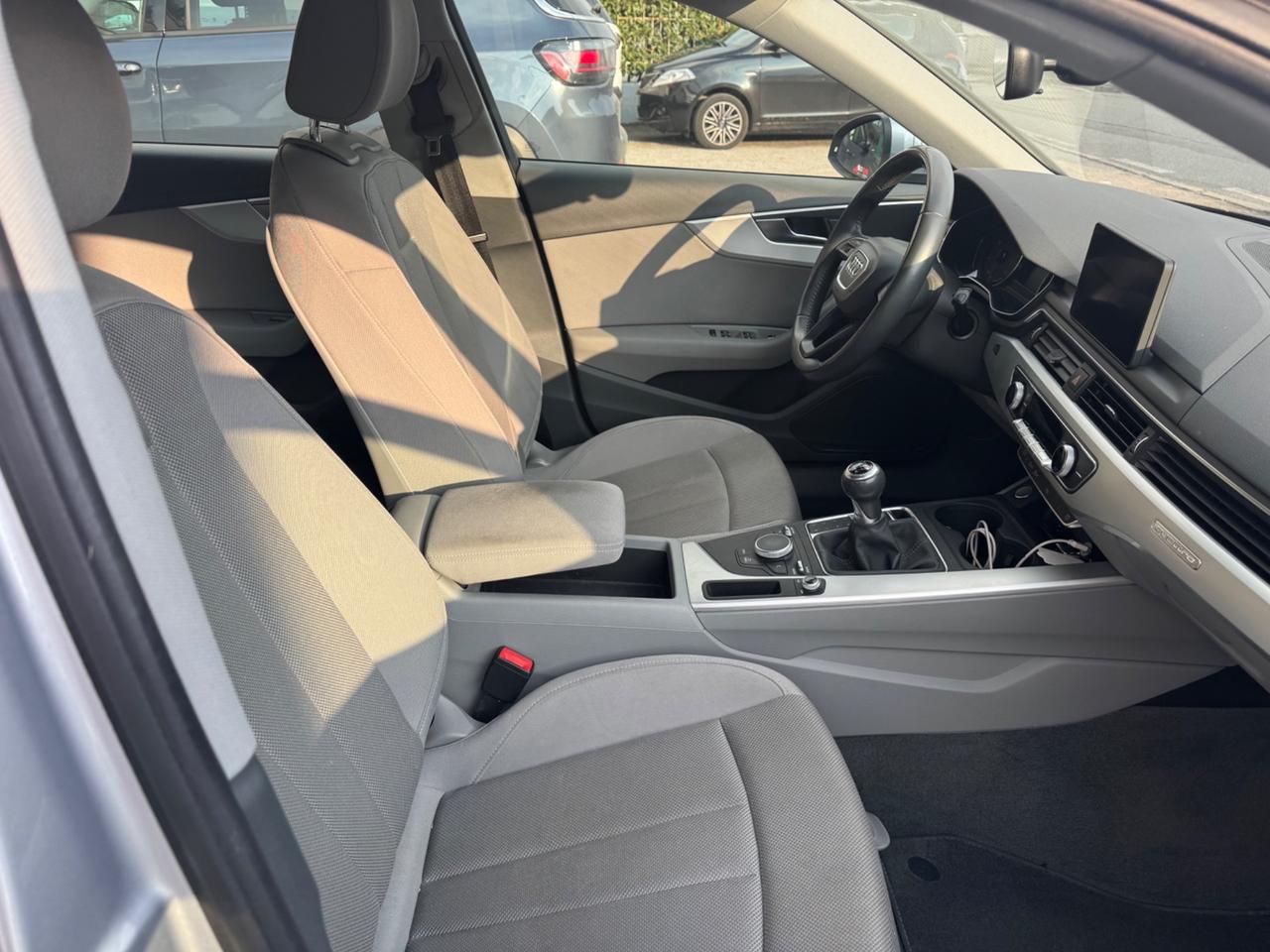 Audi A4 2.0 TDI 150 CV ultra Business