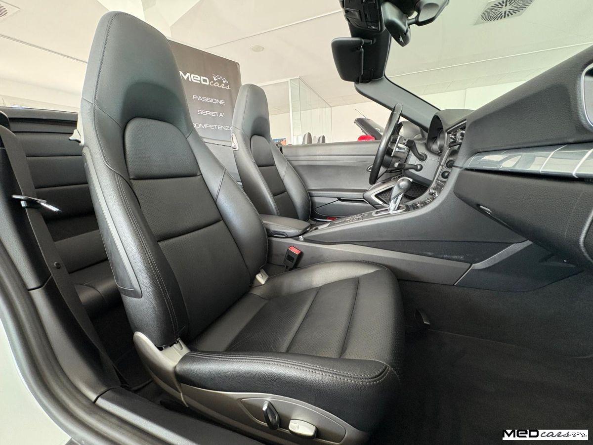 PORSCHE - 911 Cabrio