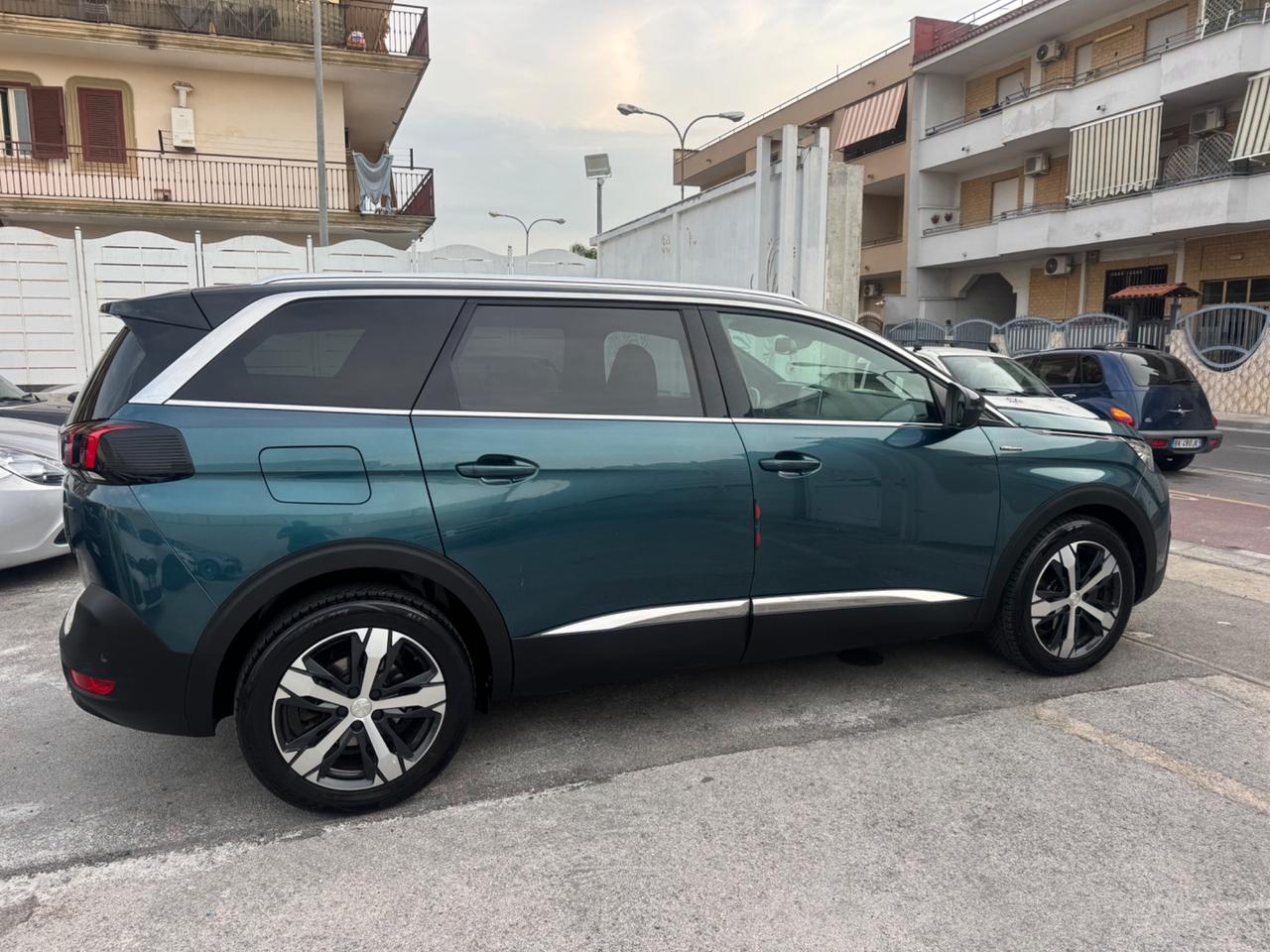 Peugeot 5008 1.6 DIESEL 120CV GT Line 2017