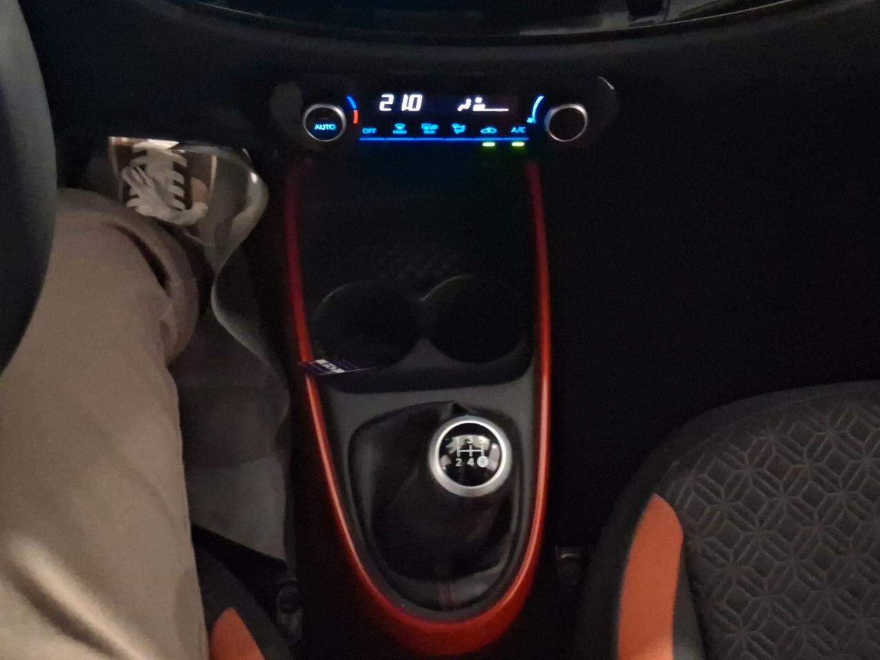 Toyota Aygo X 1.0 VVT-i 72 CV 5 porte Trend