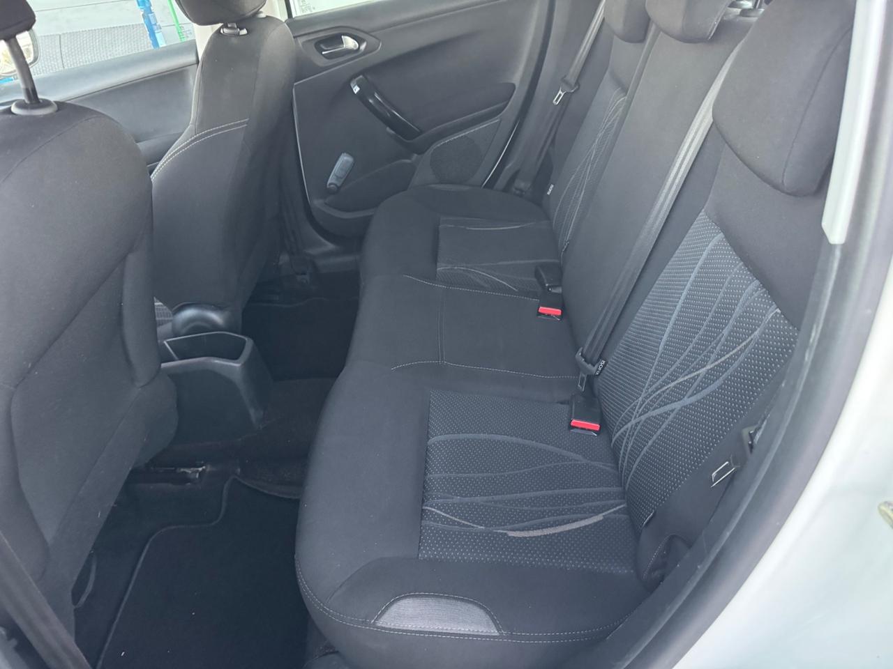 Peugeot 208 1.4 HDi 68 CV 5 porte Van Pack