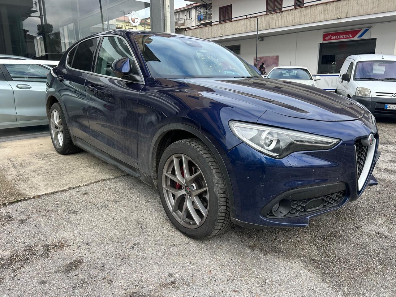 Alfa Romeo Stelvio 2.2 Turbodiesel 210 CV AT8 Q4