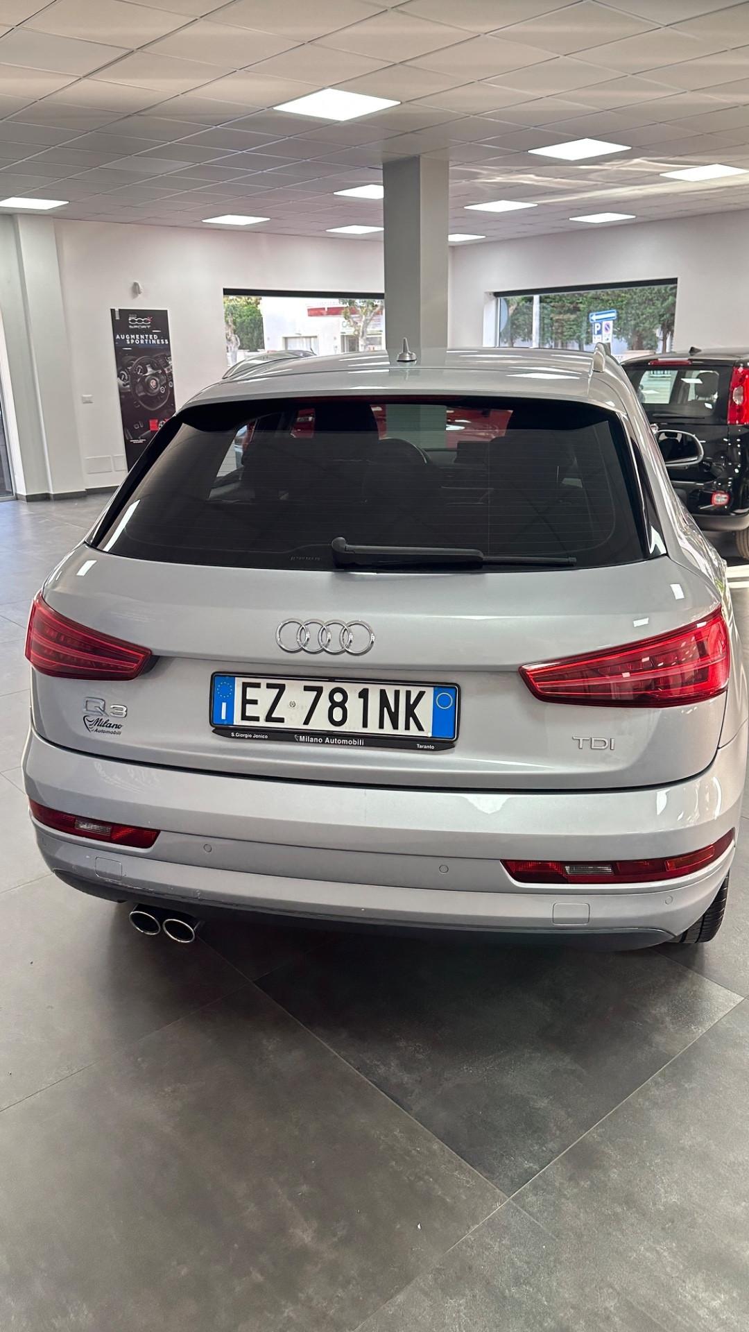 Audi Q3 2.0 TDI 150 CV Business