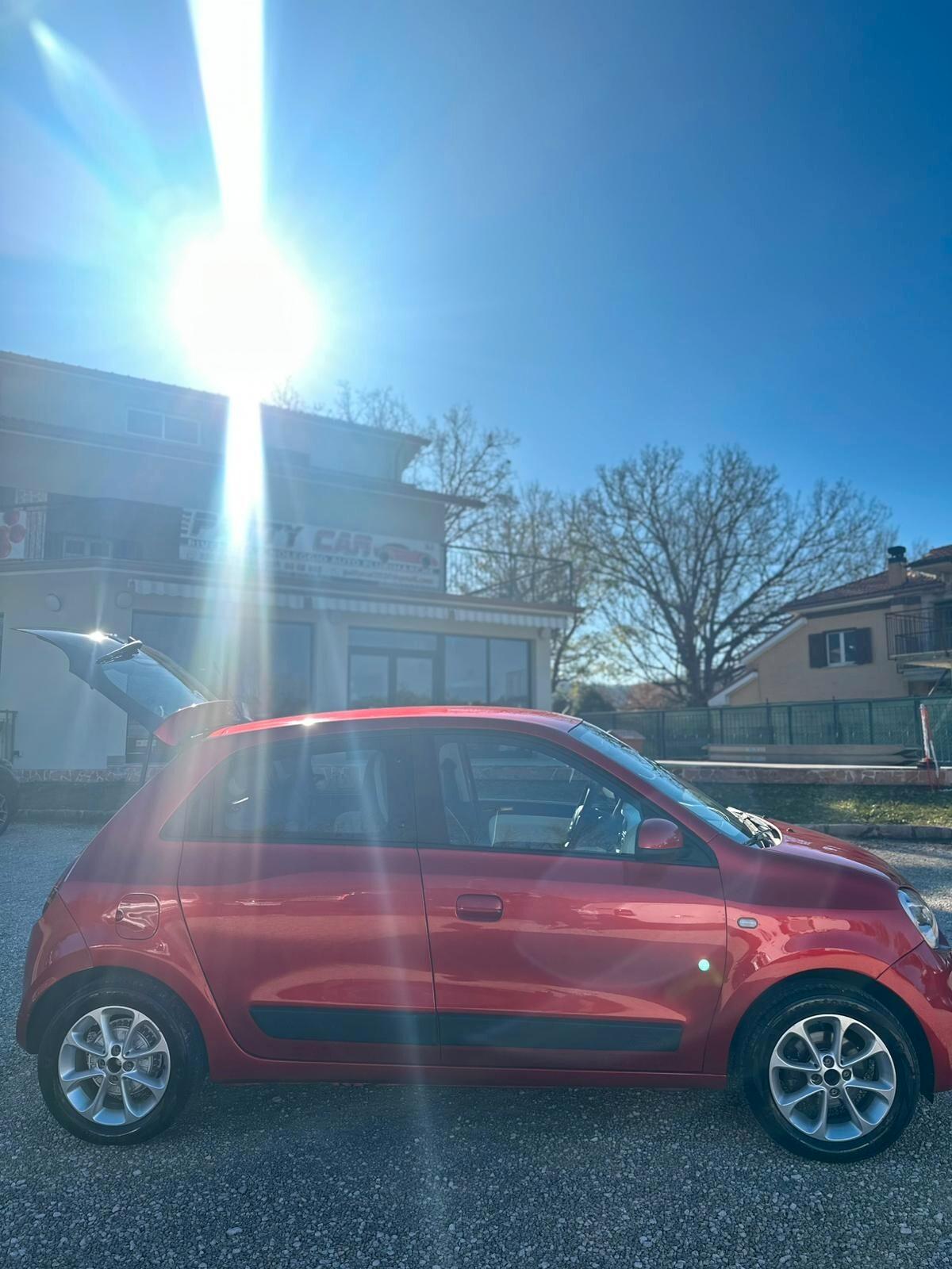 Renault Twingo 1.0 Live 70cv OK NEOPATENTATI