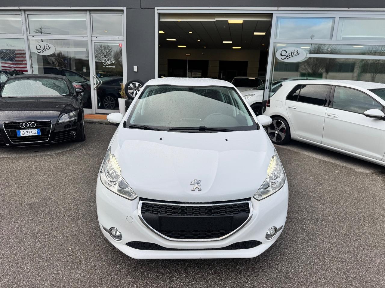 Peugeot 208 1.2 Neopatentati