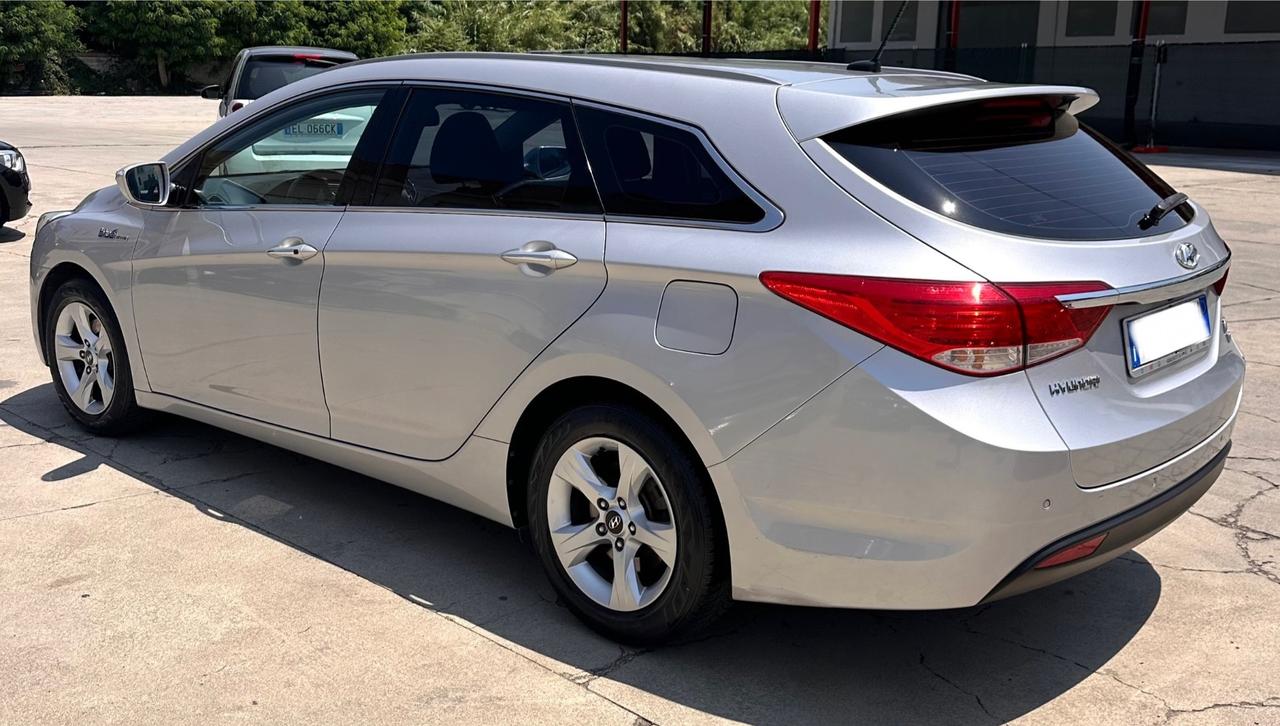 Hyundai i40 Wagon 1.7 CRDi 115CV Comfort NAVI RETROC