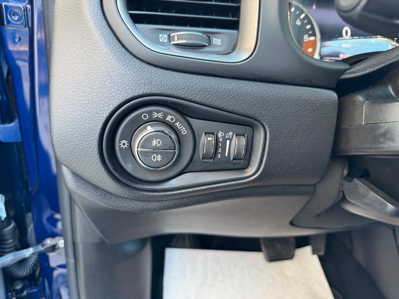 JEEP RENEGADE 1,6 MJT S 2WD 120CV DDCT