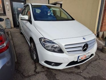 MERCEDES-BENZ B 180 CDI Premium PREZZO REALE NEOPATENTATI