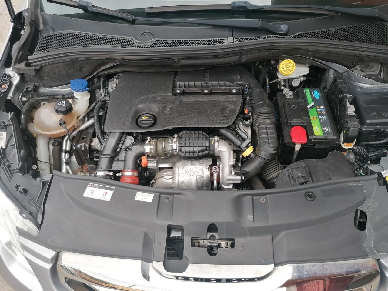 Peugeot 2008 BlueHDi (Navigatore)