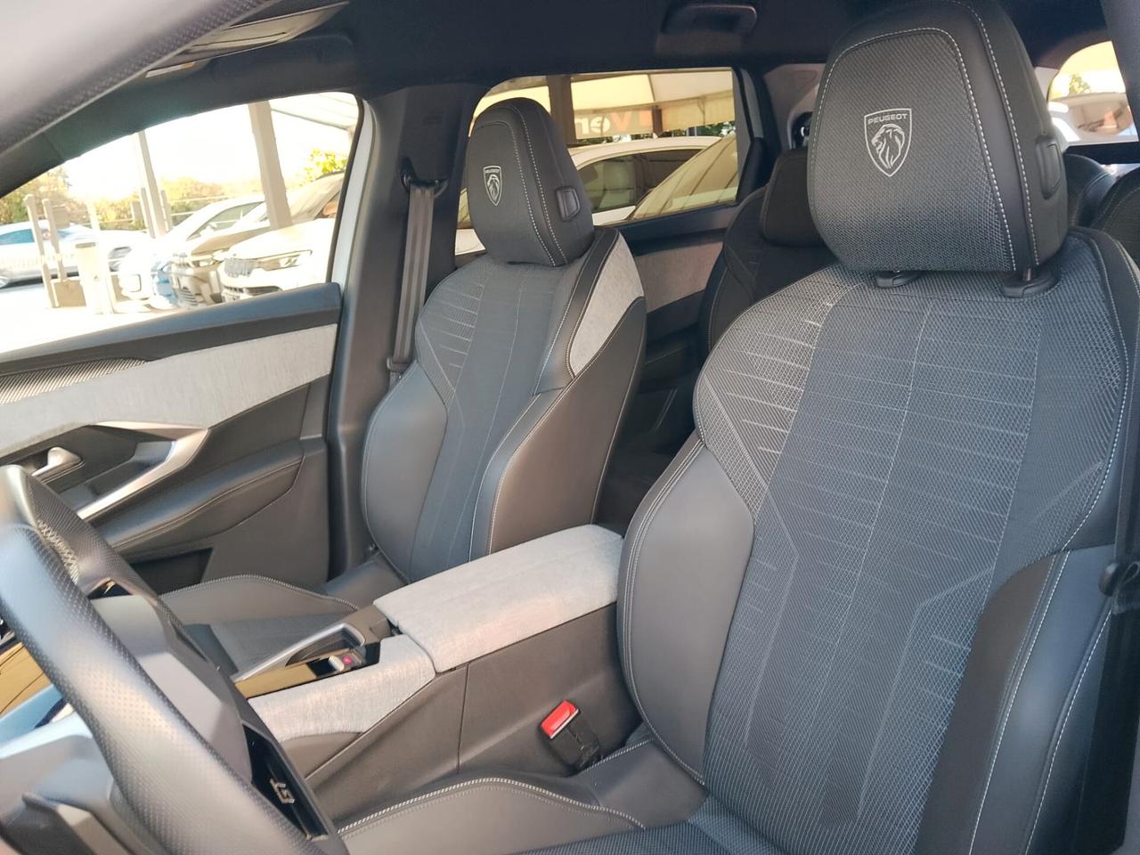 Peugeot 5008 Hybrid 145 e-DCS6 GT