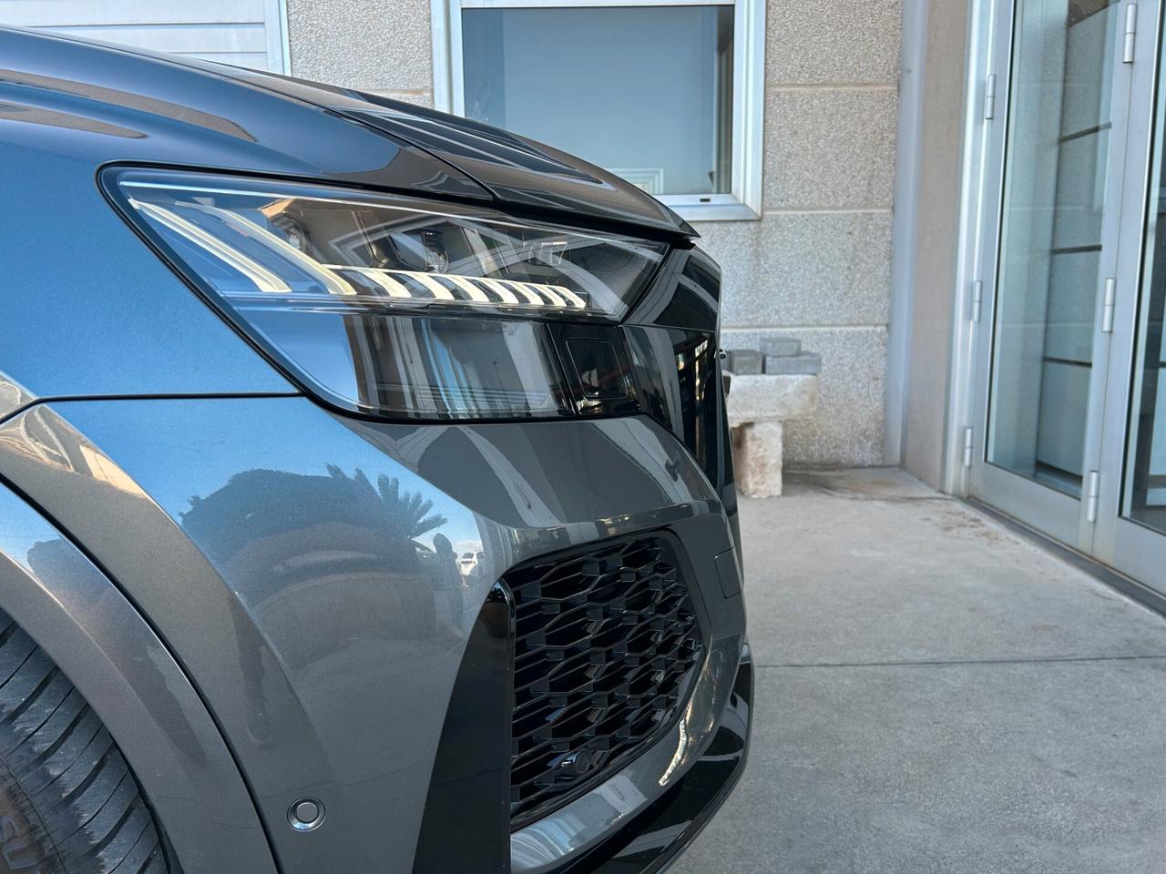 Audi RSQ8 TFSI V8 600CV quattro tiptronic