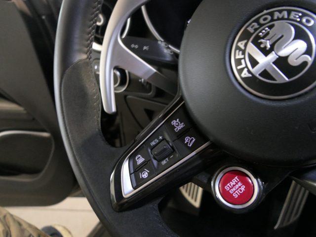 ALFA ROMEO Stelvio 2.9 Bi-Turbo V6 510 CV QV CARBO-AKRAPOVIC