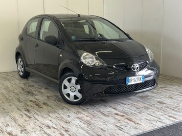 Toyota Aygo 1.0 Benzina 12V VVT-i 5 porte Ok Neopatentati