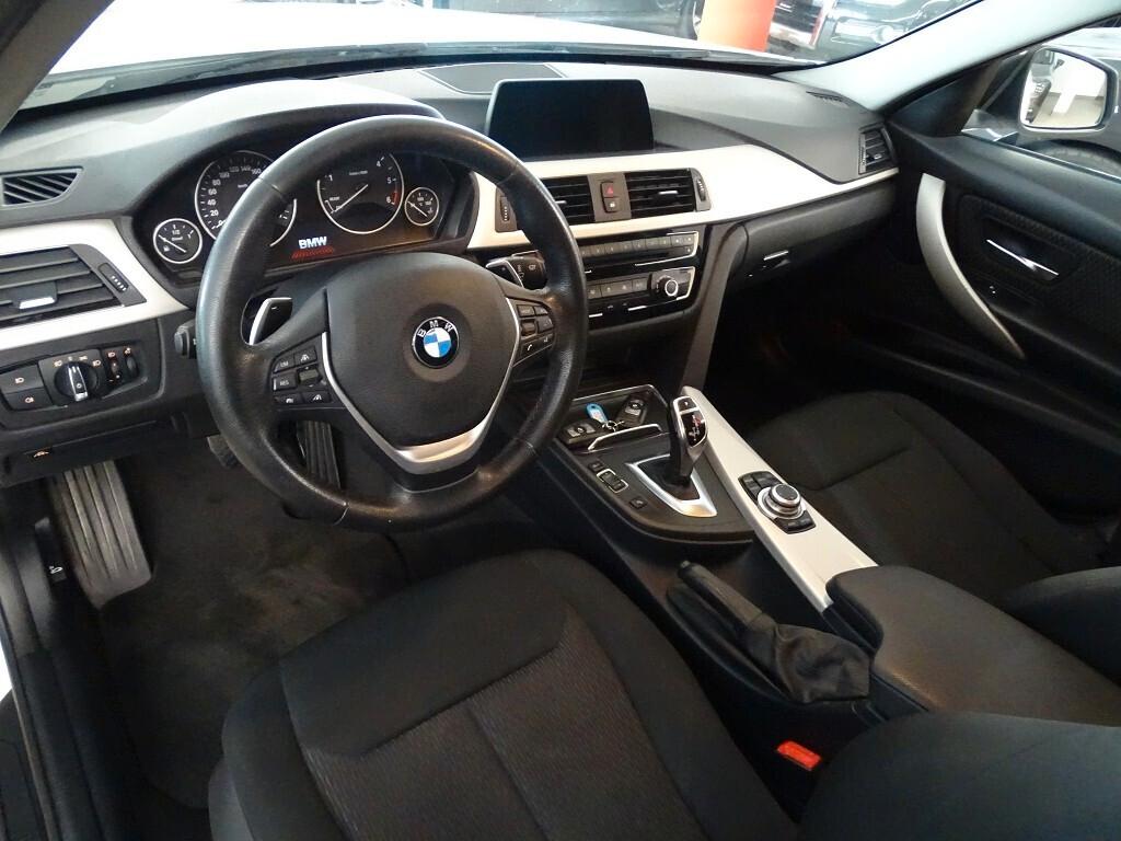 BMW 320d Touring 4x4 Advantage 190 CV Euro 6