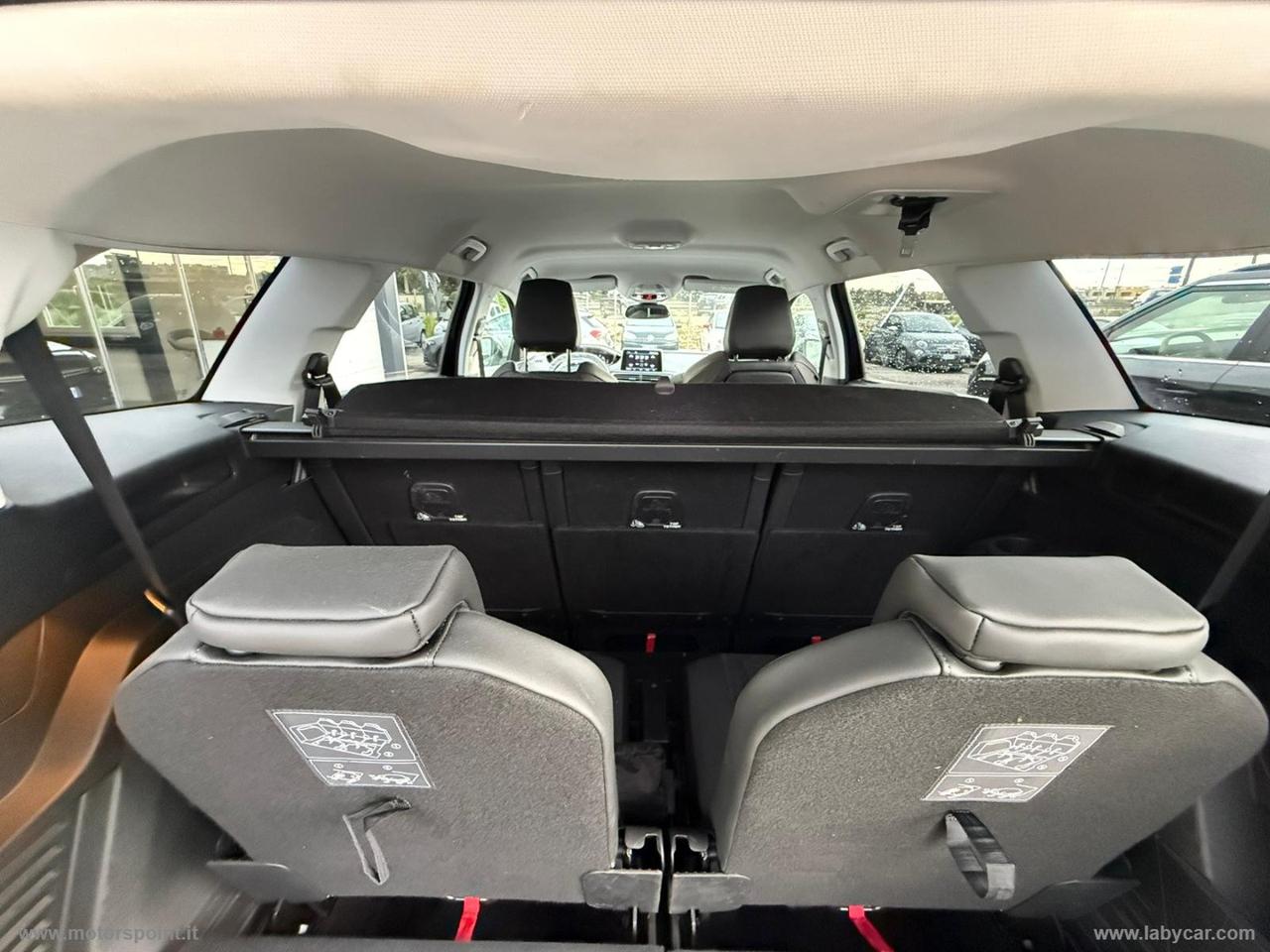 PEUGEOT 5008 BlueHDi 130 S&S EAT8 Crossway