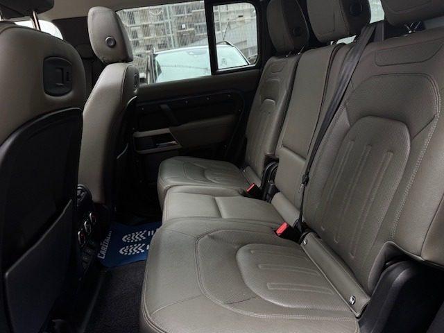 LAND ROVER Defender 110 3.0D I6 250 CV SE 7POSTI SOSPENSIONI TETTO 360