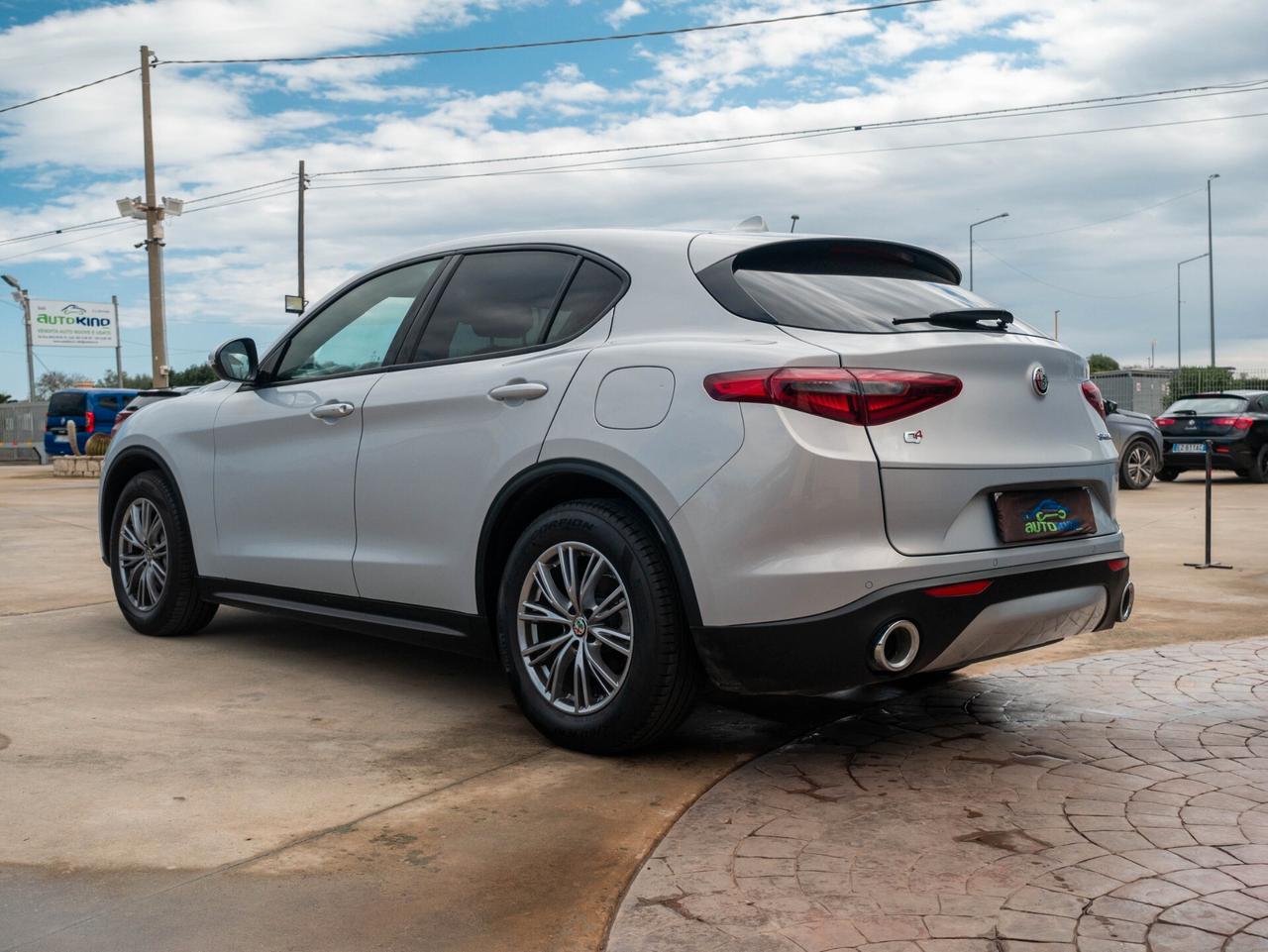 Alfa Romeo Stelvio 2.2 Turbodiesel 190 CV AT8 Q4 Business