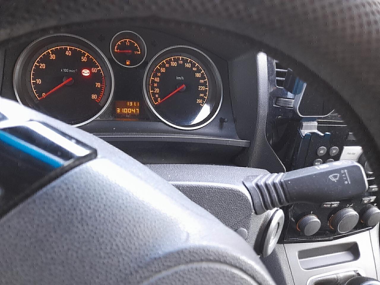 Opel Zafira 1.6 16V ecoM 94CV Cosmo