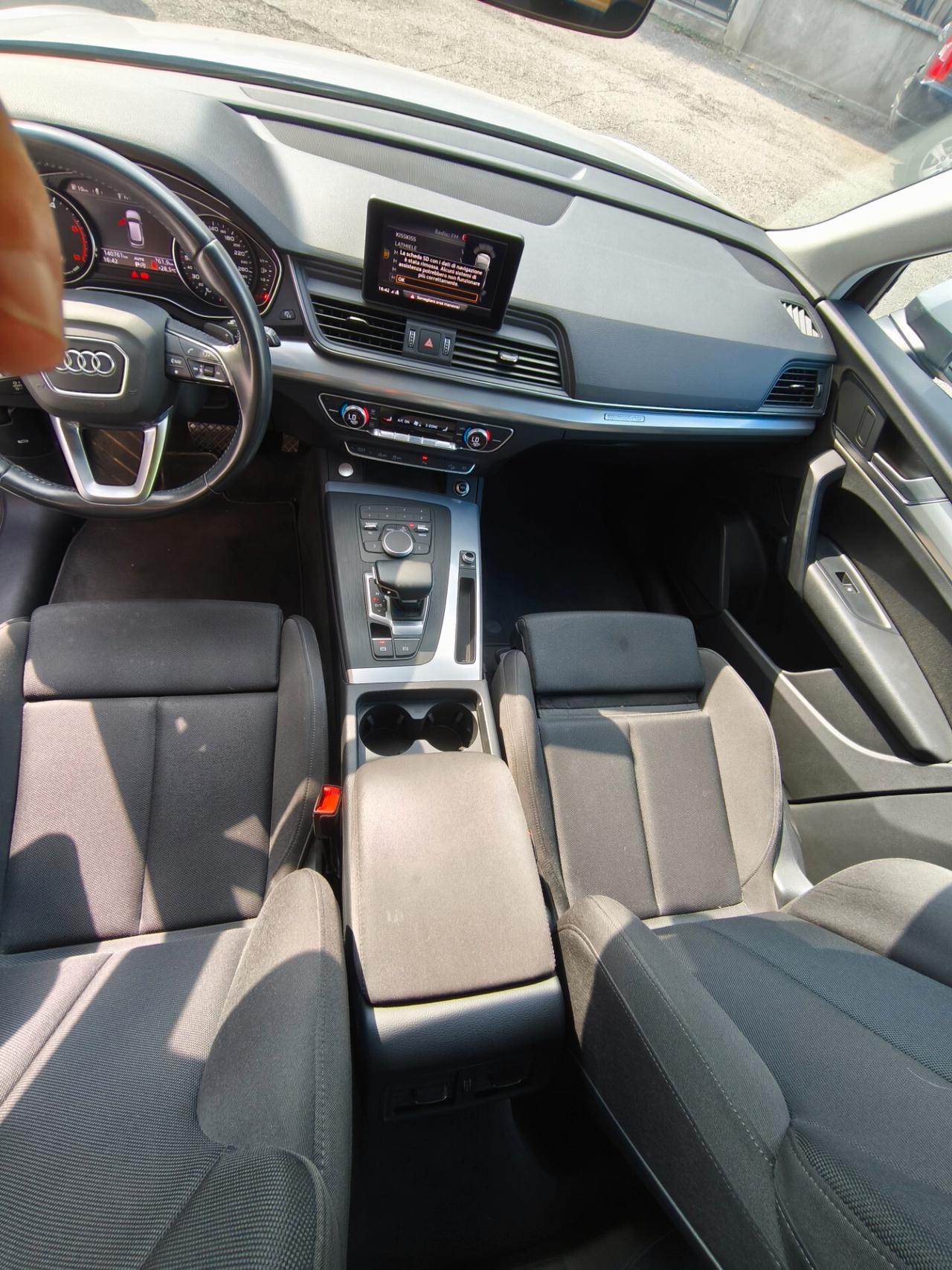 Audi Q5 30 TDI S tronic Design