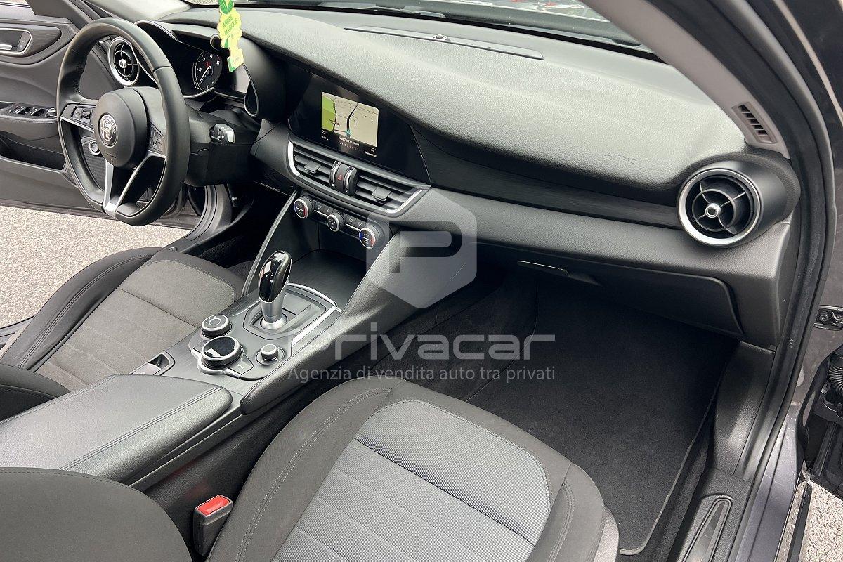 ALFA ROMEO Giulia 2.2 Turbodiesel 150 CV AT8 Business