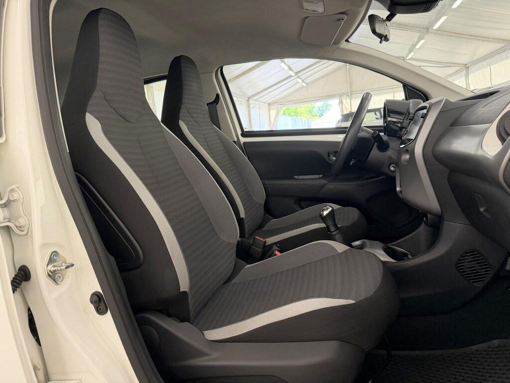 Toyota Aygo 5 Porte 1.0 VVT-i x-play