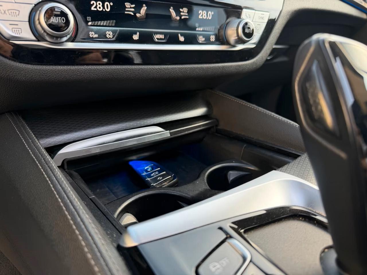 Bmw 520d 48V Touring M-Sport TETTO