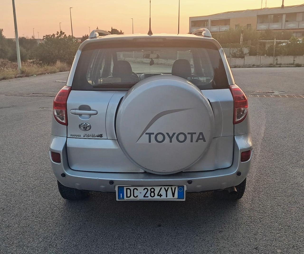 Toyota RAV 4 RAV4 2.2 D-4D 136 CV Sol