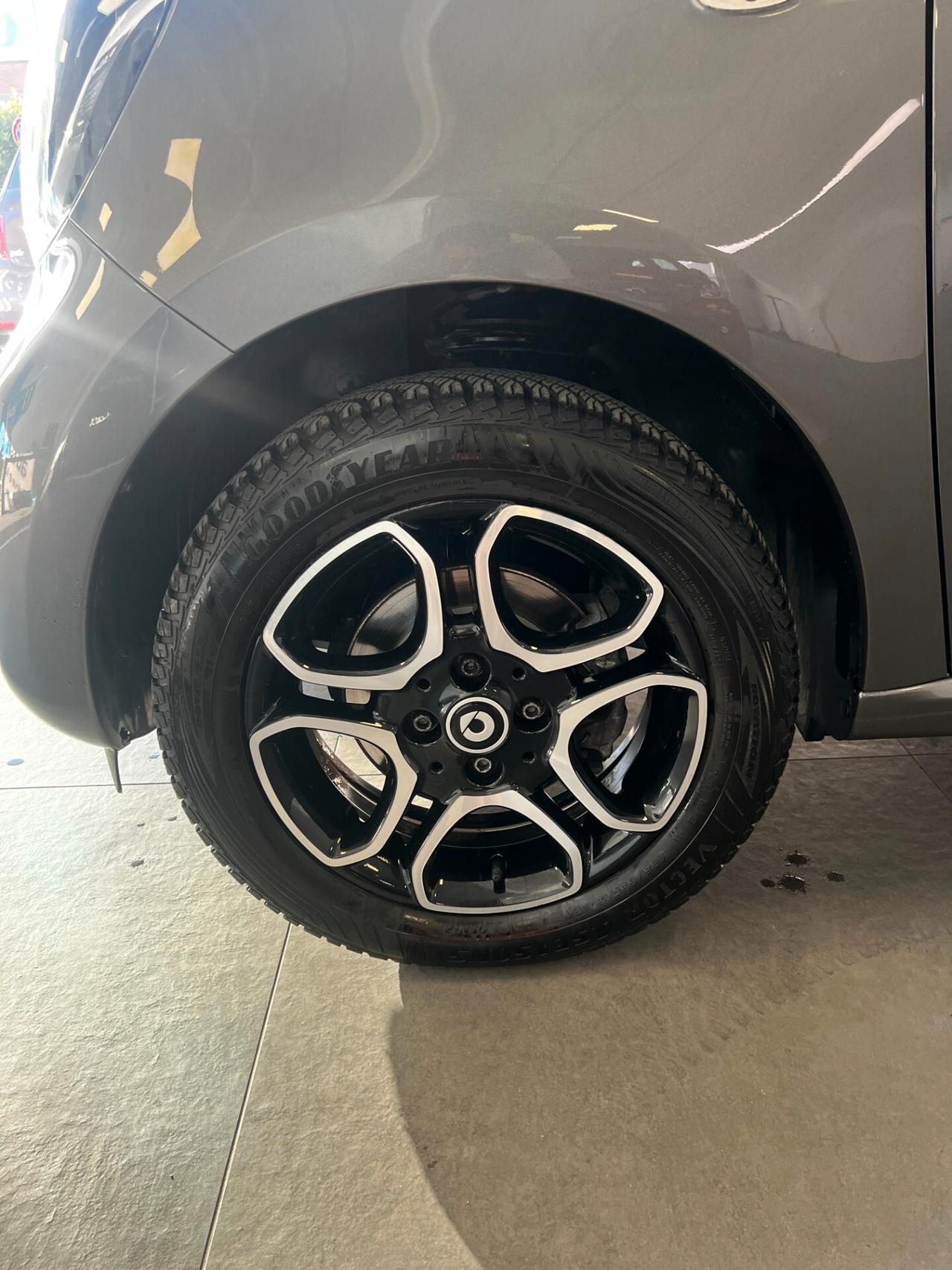 Smart ForFour 90 0.9 Turbo twinamic Prime CON TETTO PANORAMICO