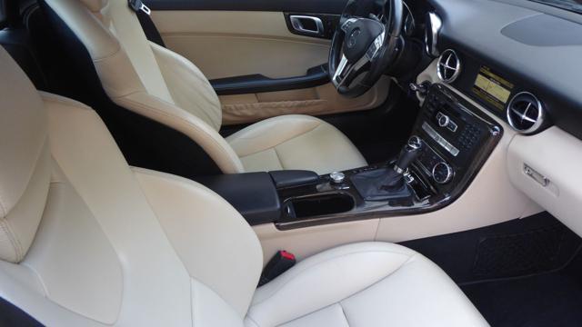 MERCEDES-BENZ SLK 200 CGI Sport