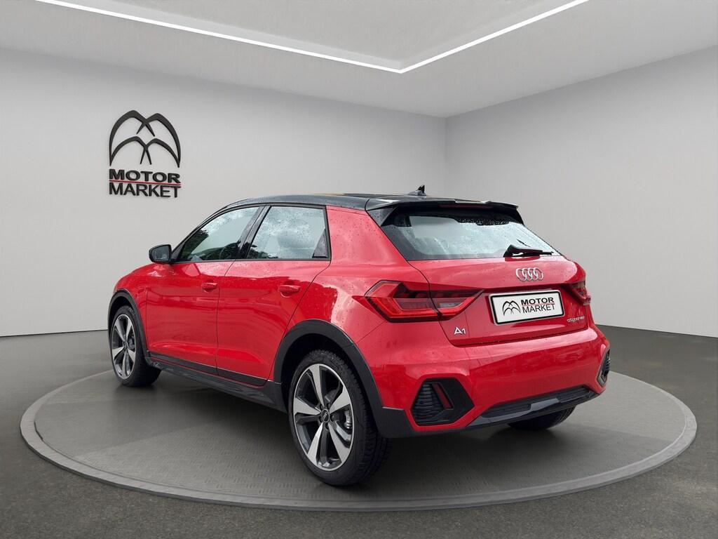 Audi A1 30 1.0 TFSI Identity Contrast S tronic