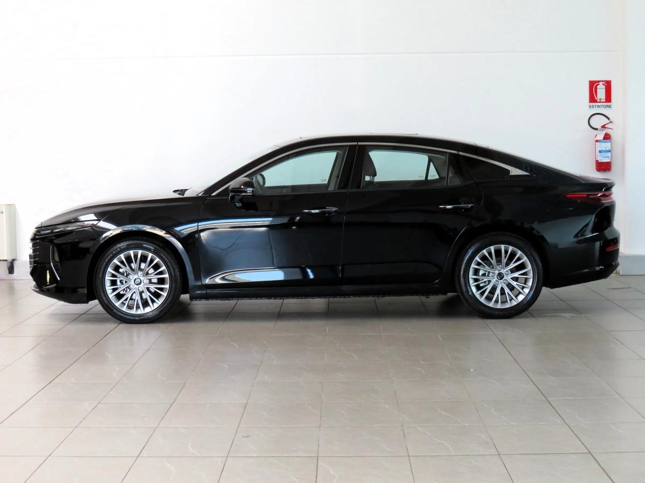 Bestune B70 Executive Liftback Sedan