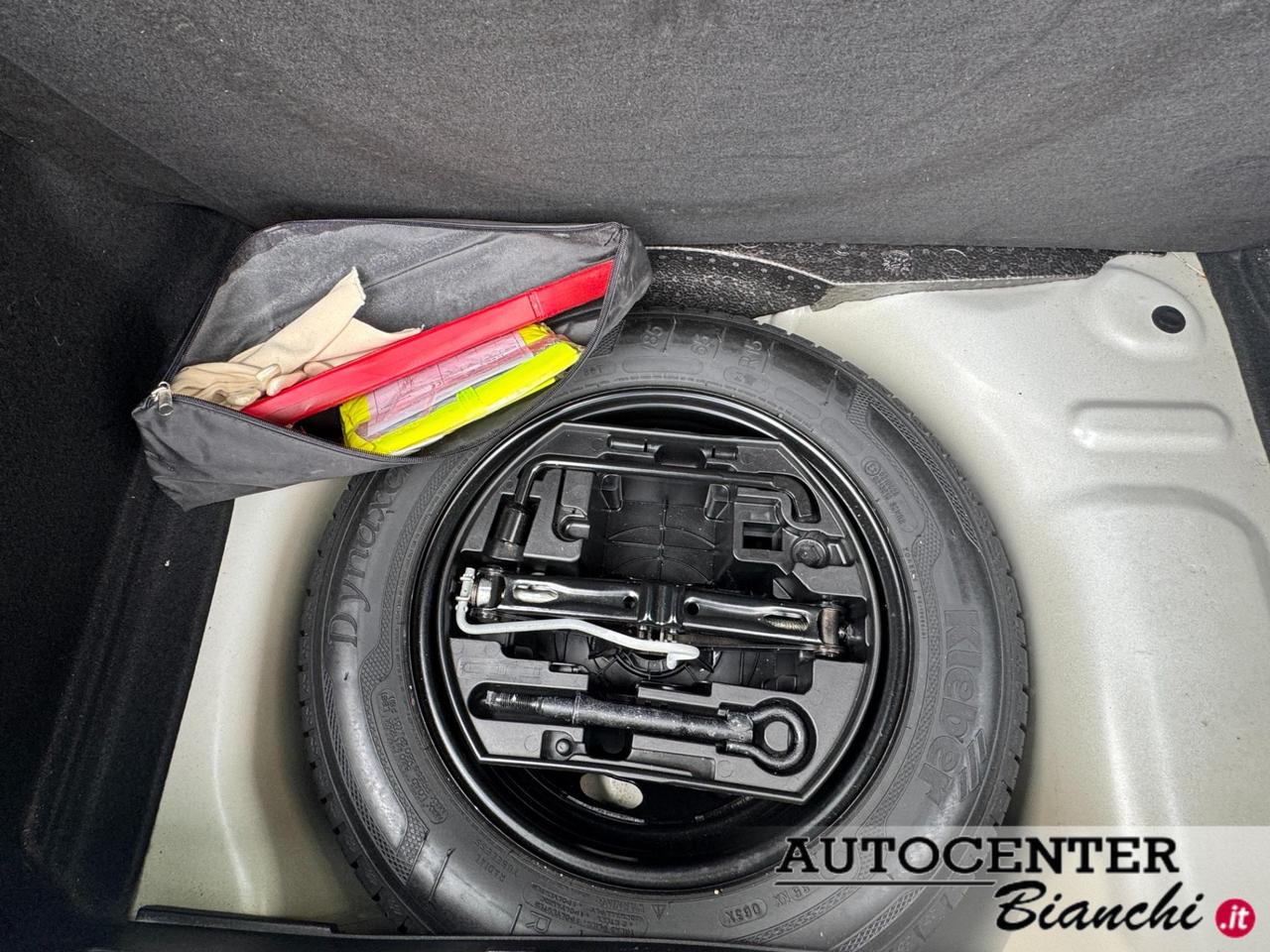 Citroen C3 1.2 puretech Shine 82cv