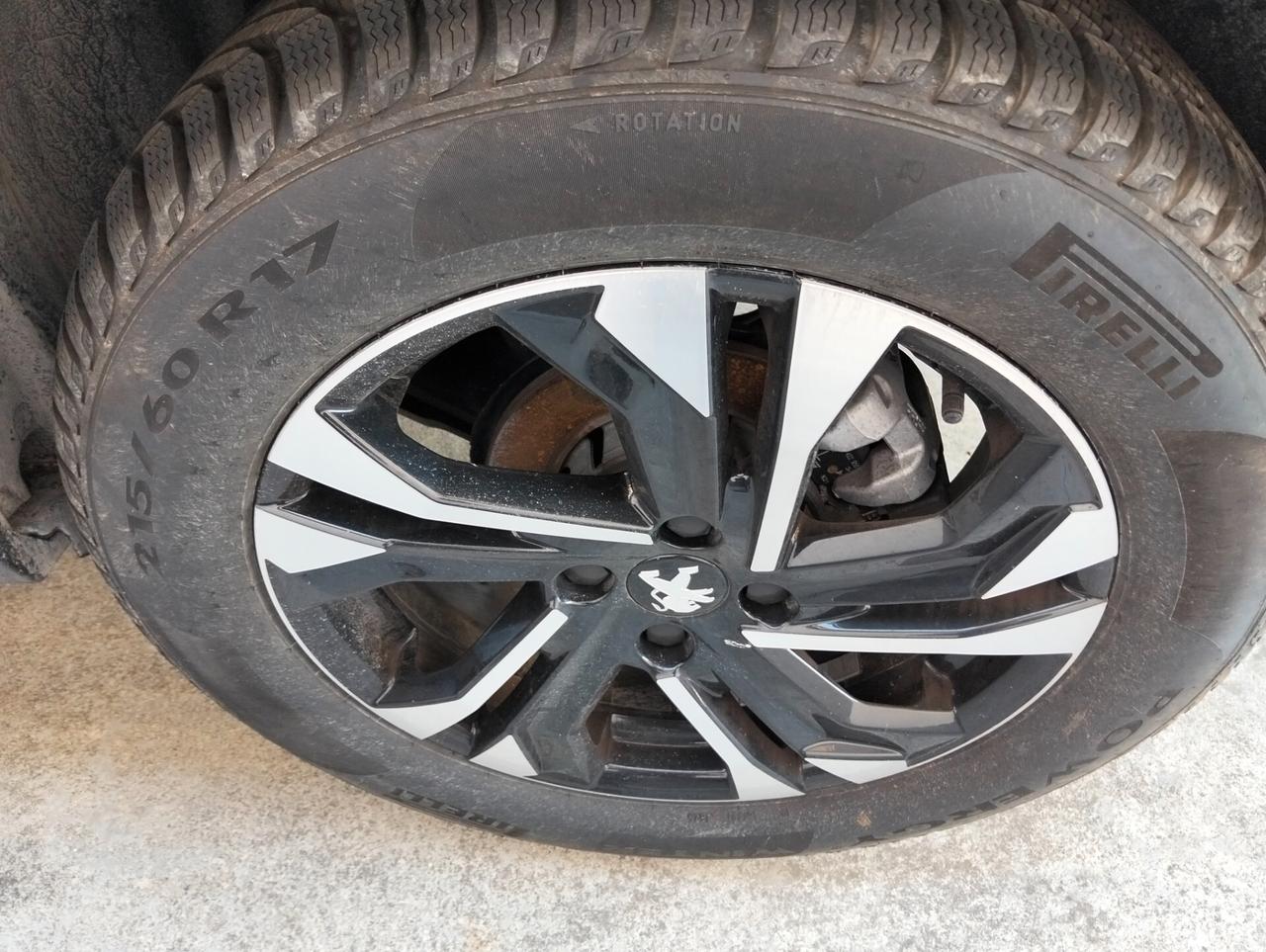 Peugeot 2008 1.5 HDi 130cv EAT8 2022 Motore ?