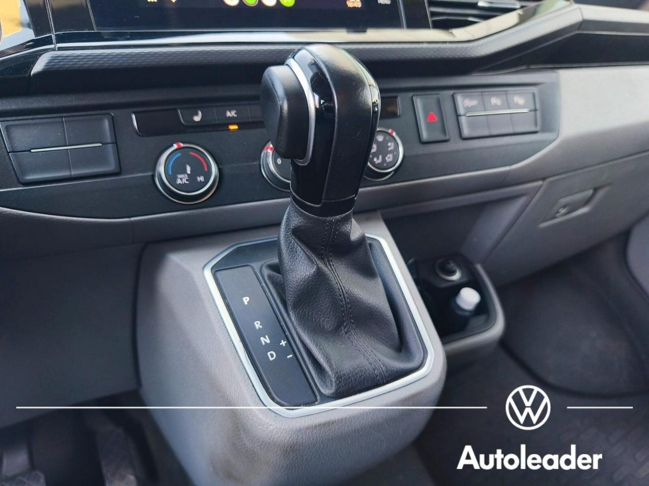 Volkswagen Transporter T6.1 2.0 TDI 204CV DSG 4Motion Van Edition