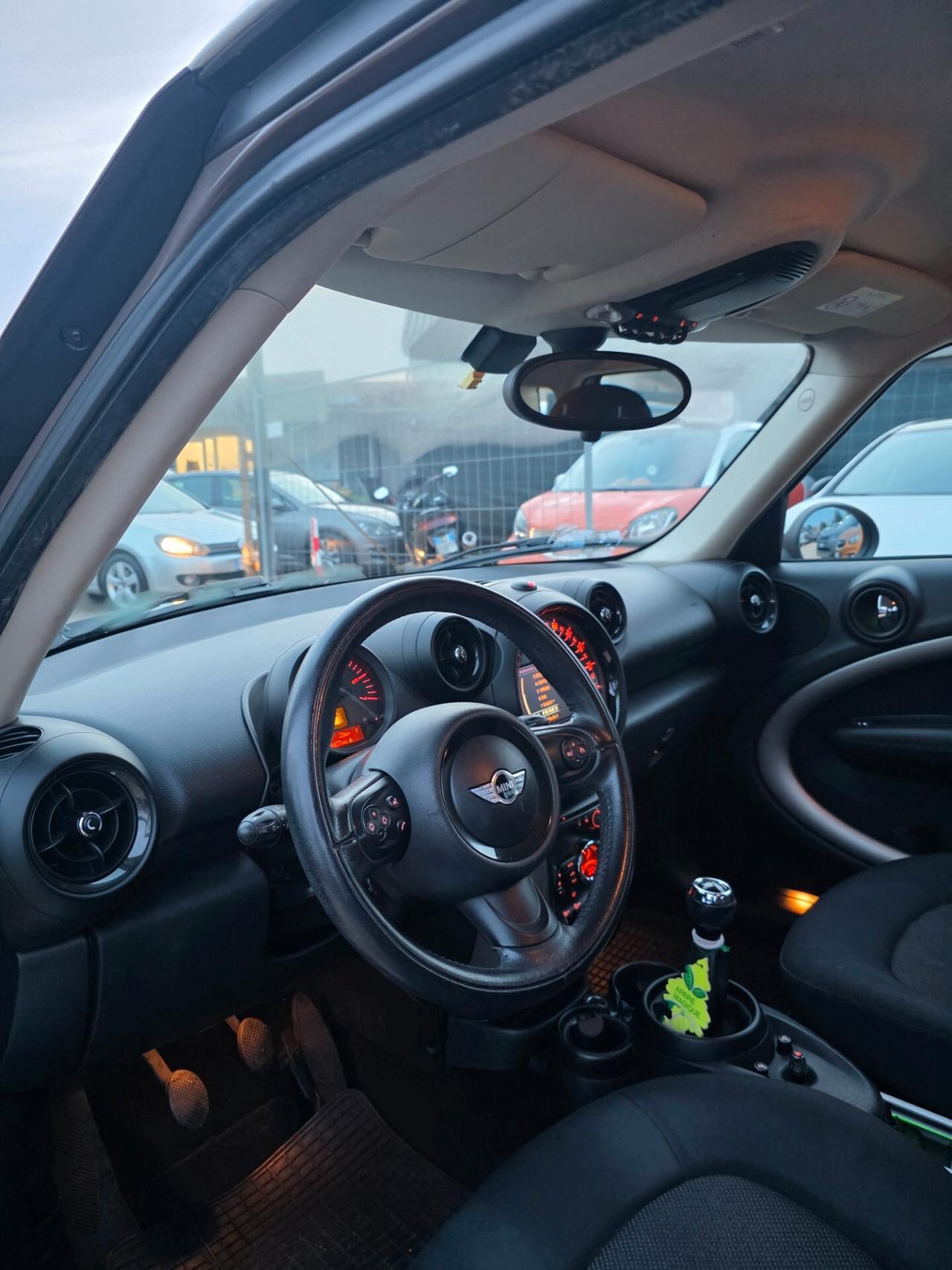 Mini Cooper Countryman 1.6 One D Business XL