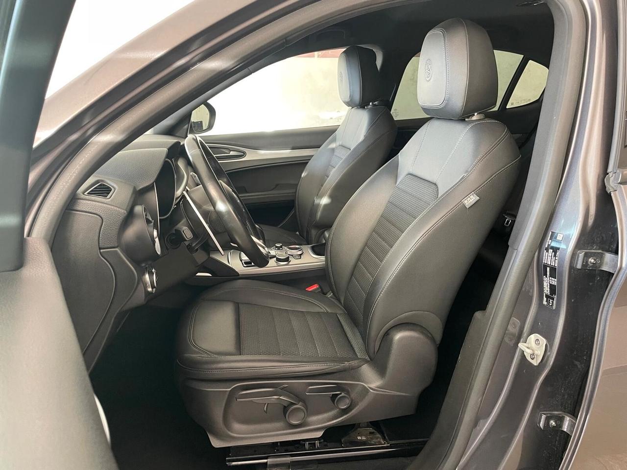 Alfa Romeo Stelvio 2.2 190Cv AT8 Q4 Sprint 2022
